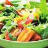 Легкий овощной салат с пармезаном