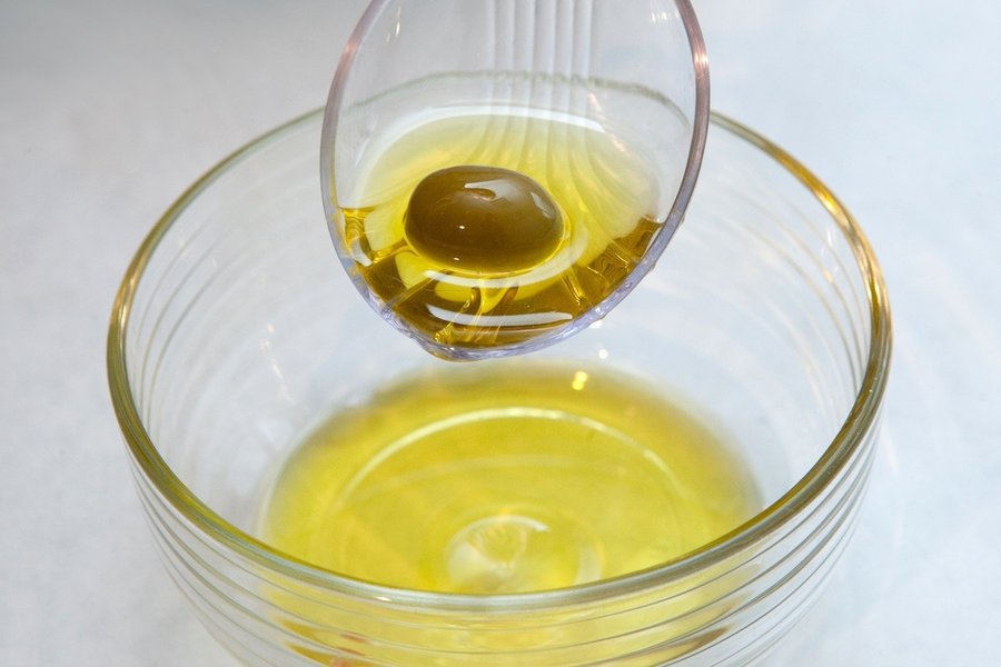 Экспертиза растительного масла. Приносить масло. Растительное масло в Эстонии цена.