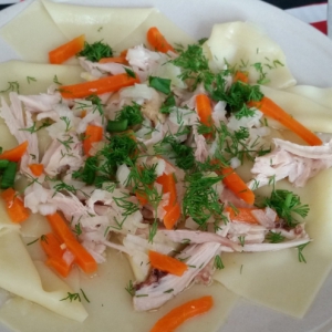 Салат фризе - Бешбармак из курицы и свинины