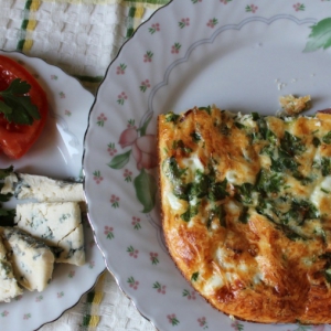 Рецепты средиземноморской кухни - Фриттата с беконом и зеленым горошком