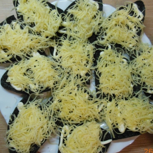 Майонез - Гренки с сыром и чесноком
