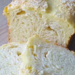 Рецепты - Хлеб увенченный бисквитом