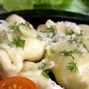 Рецепты eвропейской кухни - Карамельки с творожно-сырной начинкой