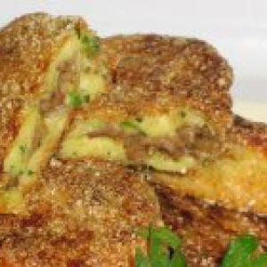 Петрушка - Картофельные палочки в сухарях с мясной начинкой