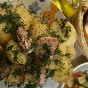 Рецепты венгерской кухни - Картофель с беконом, запечённый в фольге