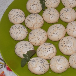 Рецепты средиземноморской кухни - Мини-безе с маком