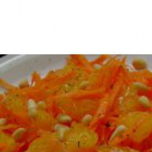 Орехи - Морковный салат с апельсином и кедровыми орешками