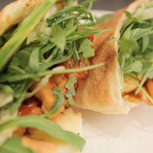 Салат - Необыкновенно вкусный сэндвич с курицей