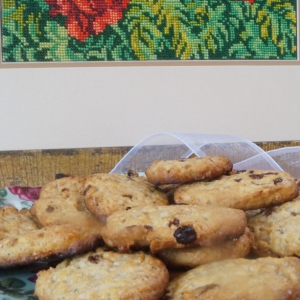 Изюм - Ореховое печенье с пшенными хлопьями и изюмом