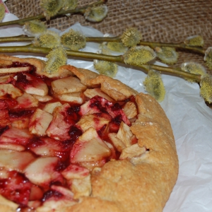 Кефир - Овсяная галета с яблоком и вишнёвым конфитюром