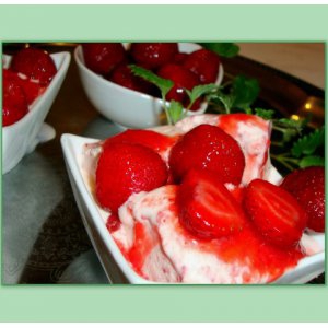 Рецепты - Парфе с клубникой и медом