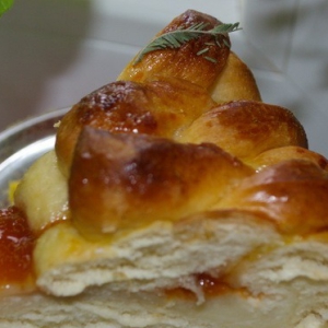 Страусиное яйцо - Пирог со сливочным сыром и вареньем