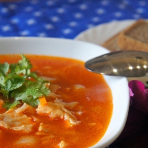 Лук репчатый - Рыбный суп из брюшек лосося