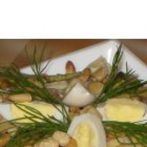 Орехи - Салат из кальмаров с грушей
