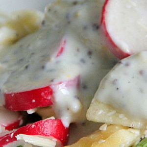 Йогурт - Салат из редиса, яблока и сыра