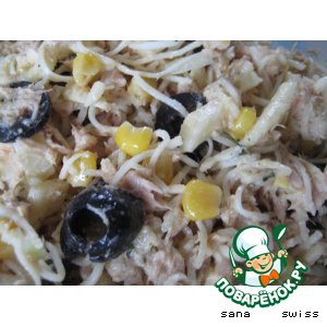 Тунец - Салат   из   сельдерея  с   кукурузой,   тунцом   и   оливками