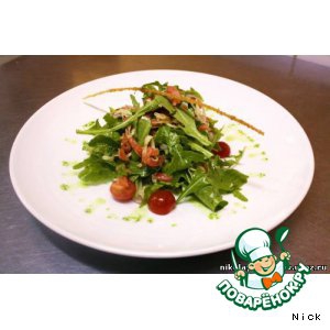 Рецепты - Салат с блинчиком и слабосоленым лососем