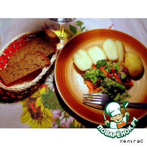 Абрикос - Салат с брокколи и семенами подсолнуха