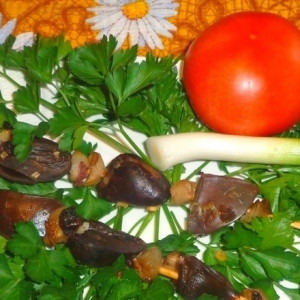 Имбирь - Шашлык из куриных сердечек и маринованный лук