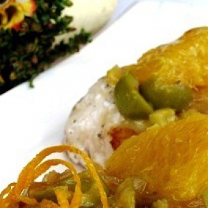 Лук-шалот - Сибас с апельсинами и оливками