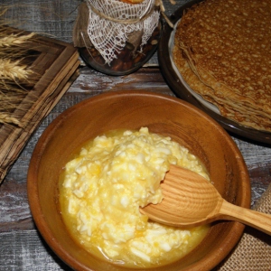 Масло сливочное - Соус для блинов Помакушки по-вятски