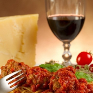 Говядина - Спагетти с мясными тефтелями