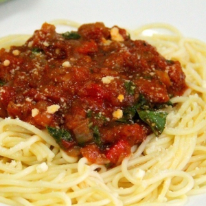 Спагетти с пепперони