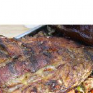 Лавровый лист - Свинина и овощи, жаренные на углях