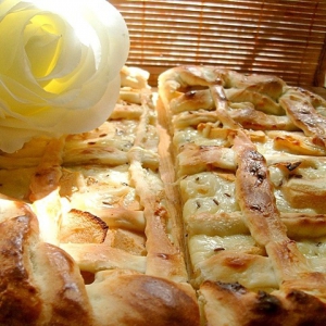 Тмин - Сырный пирог с яблоками и тмином