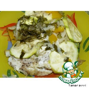 Окунь - Тушеный окунь с кабачками