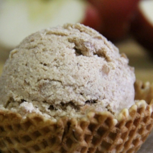 Ваниль - Яблочно-ванильное мороженое с корицей