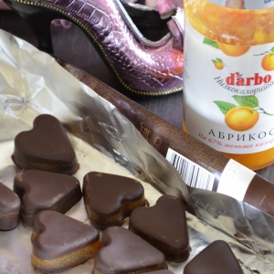 Абрикос - Желейные конфетки в горьком шоколаде