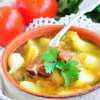 Рестораны, кафе, бары: Гороховый суп из молодых овощей со свиными ребрами