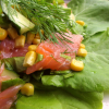 Рестораны, кафе, бары: Салат из форели с огурцами и кукурузой