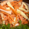 Рестораны, кафе, бары: Салат с куриной ветчиной и корейской морковью