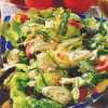Рестораны, кафе, бары: Салат с листьями одуванчика
