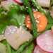 Салат из сезонных овощей с кальмарами. Шаг 2.